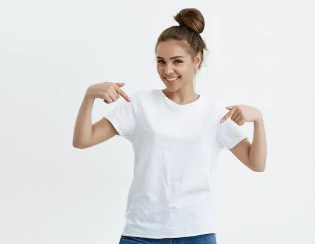 Camiseta Bordadas Personalizadas para Mujer